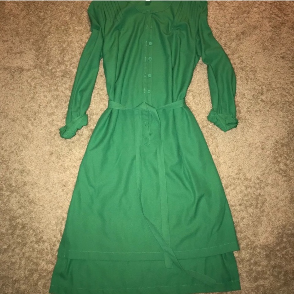 Dress - Picture 3 of 4